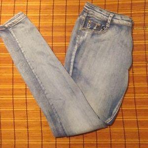blue aesthetic jeans w/ tan threading